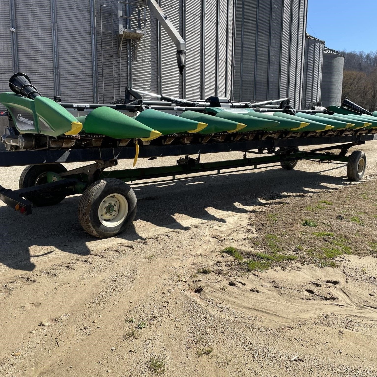 john deere row crop headers for auction
